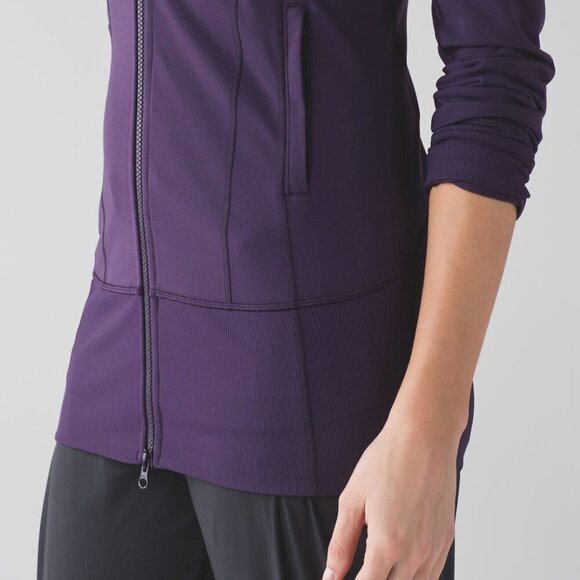 Lululemon Daily Practice Jacket Deep Zinfandel- Size 4 - Picture 6 of 15
